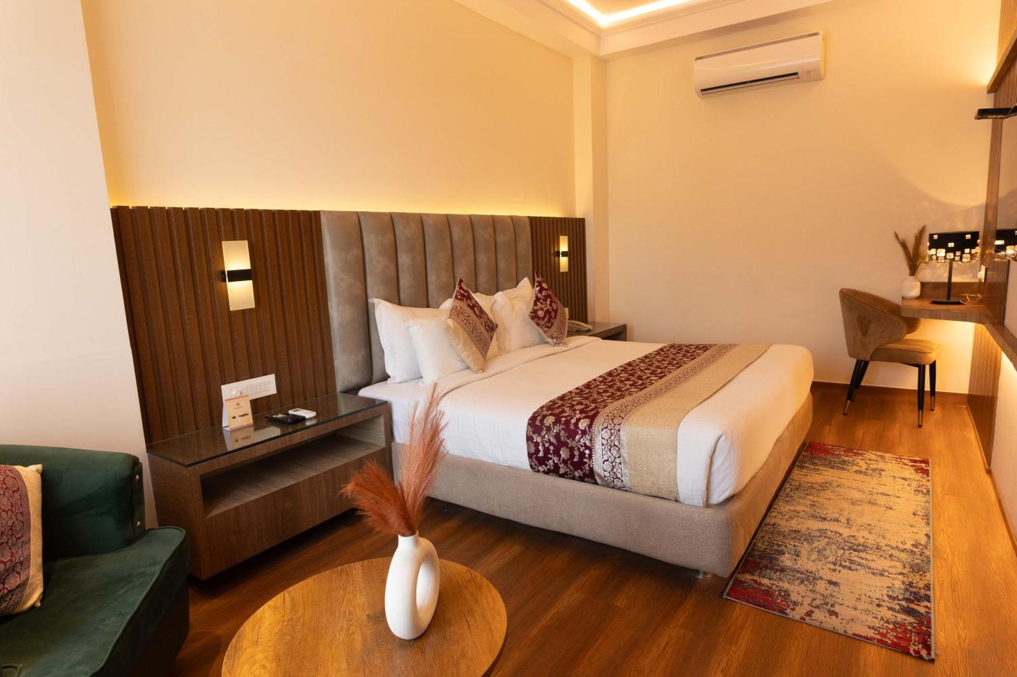 New Hotel Broadway Βαρανάσι Εξωτερικό φωτογραφία