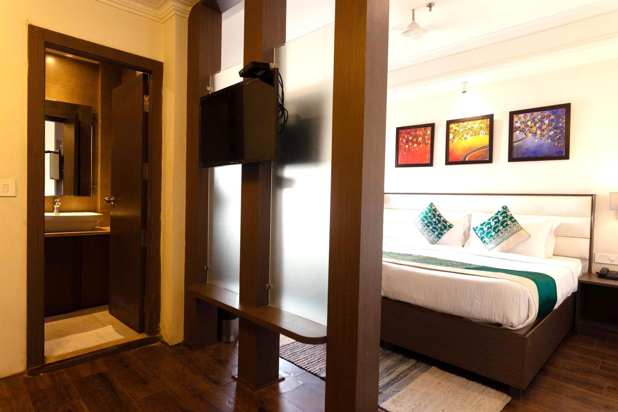 New Hotel Broadway Βαρανάσι Εξωτερικό φωτογραφία