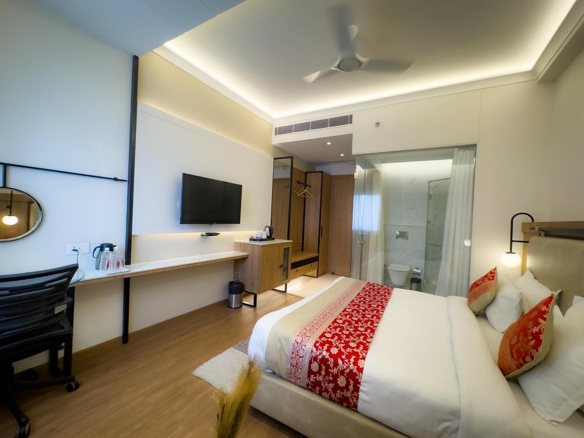 New Hotel Broadway Βαρανάσι Εξωτερικό φωτογραφία