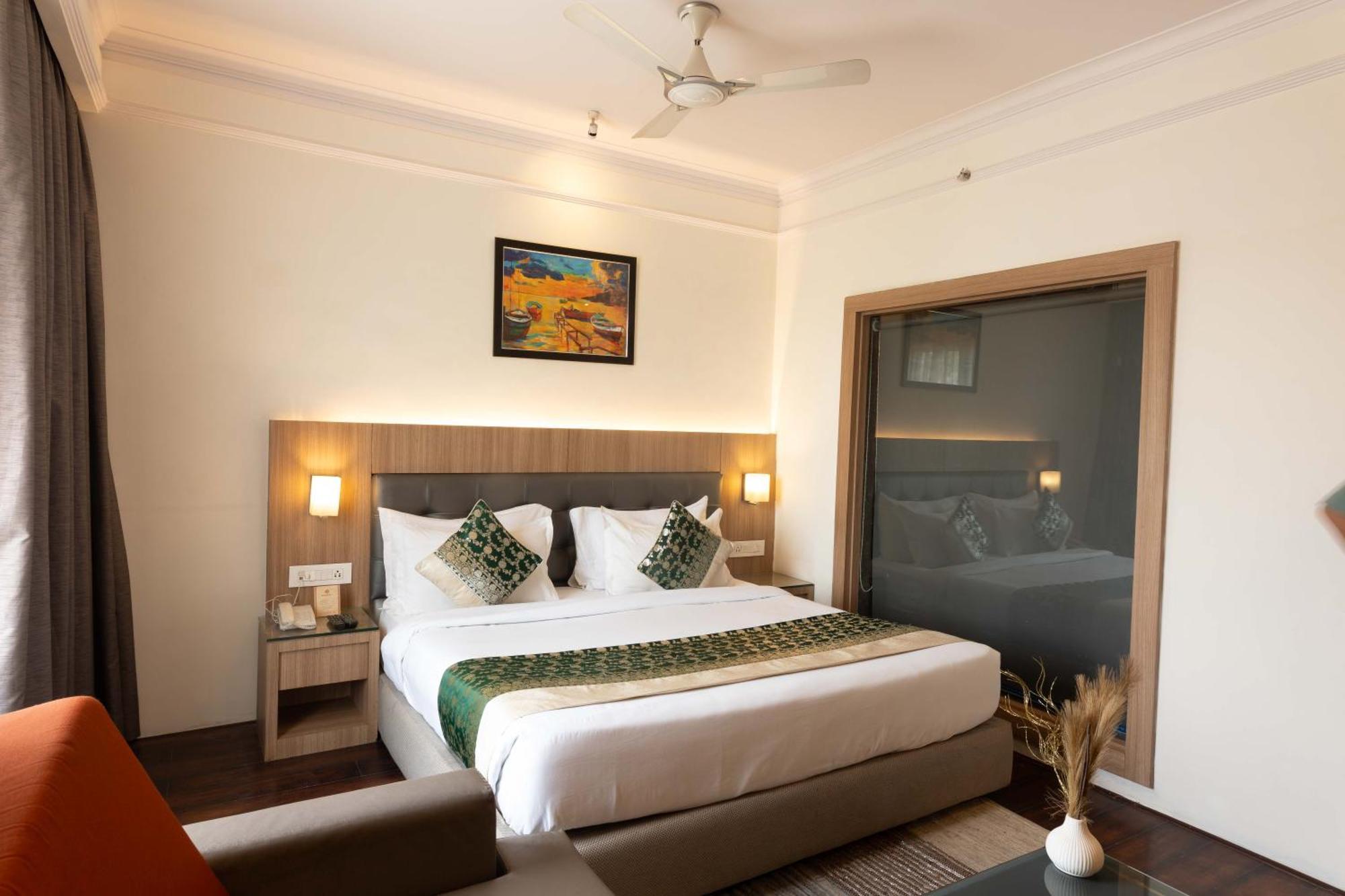 New Hotel Broadway Βαρανάσι Εξωτερικό φωτογραφία