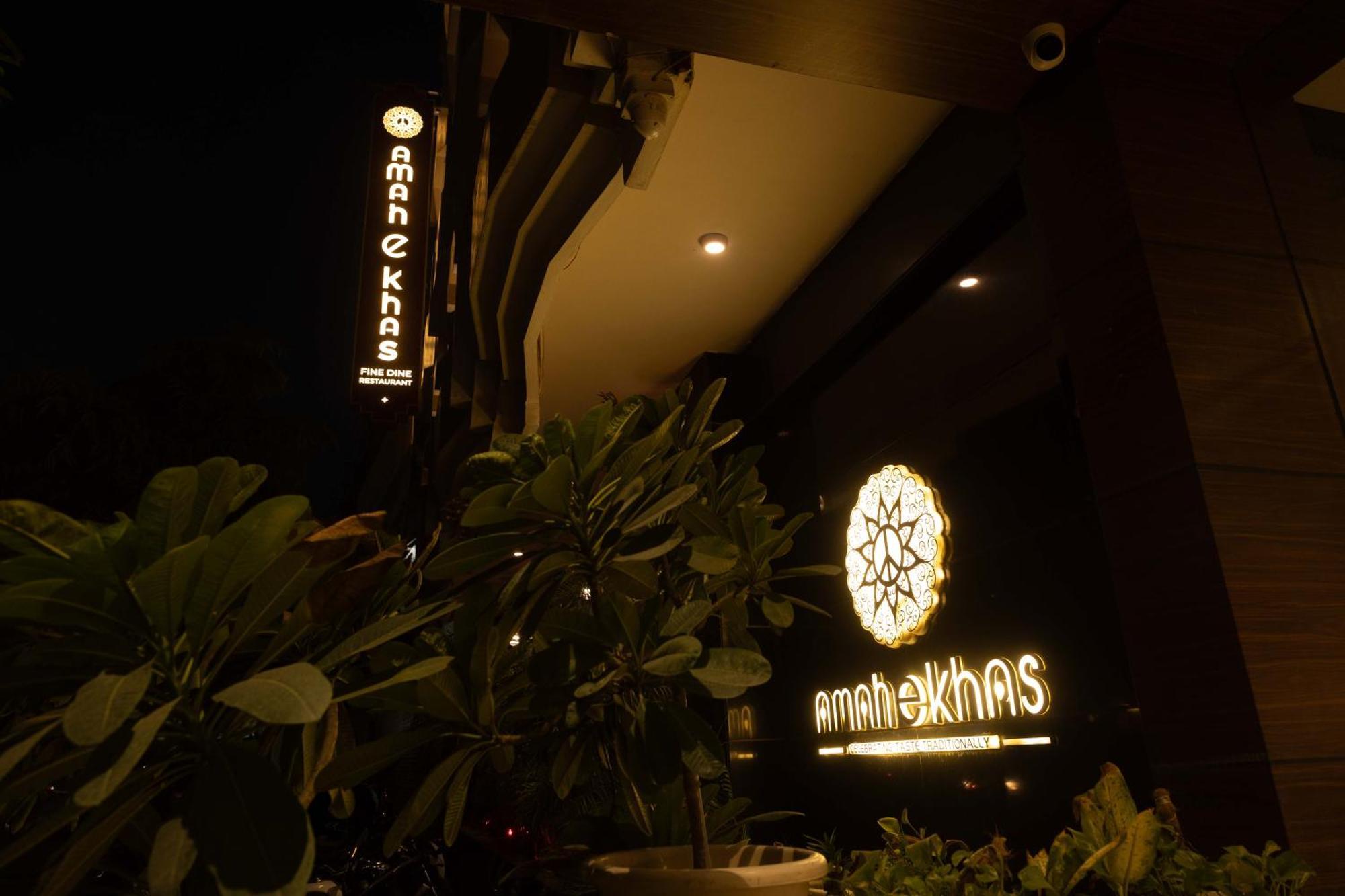 New Hotel Broadway Βαρανάσι Εξωτερικό φωτογραφία