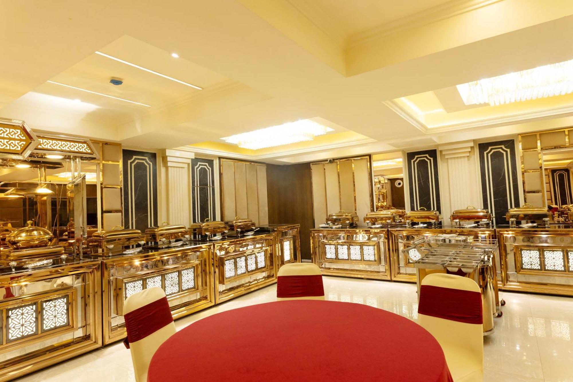 New Hotel Broadway Βαρανάσι Εξωτερικό φωτογραφία