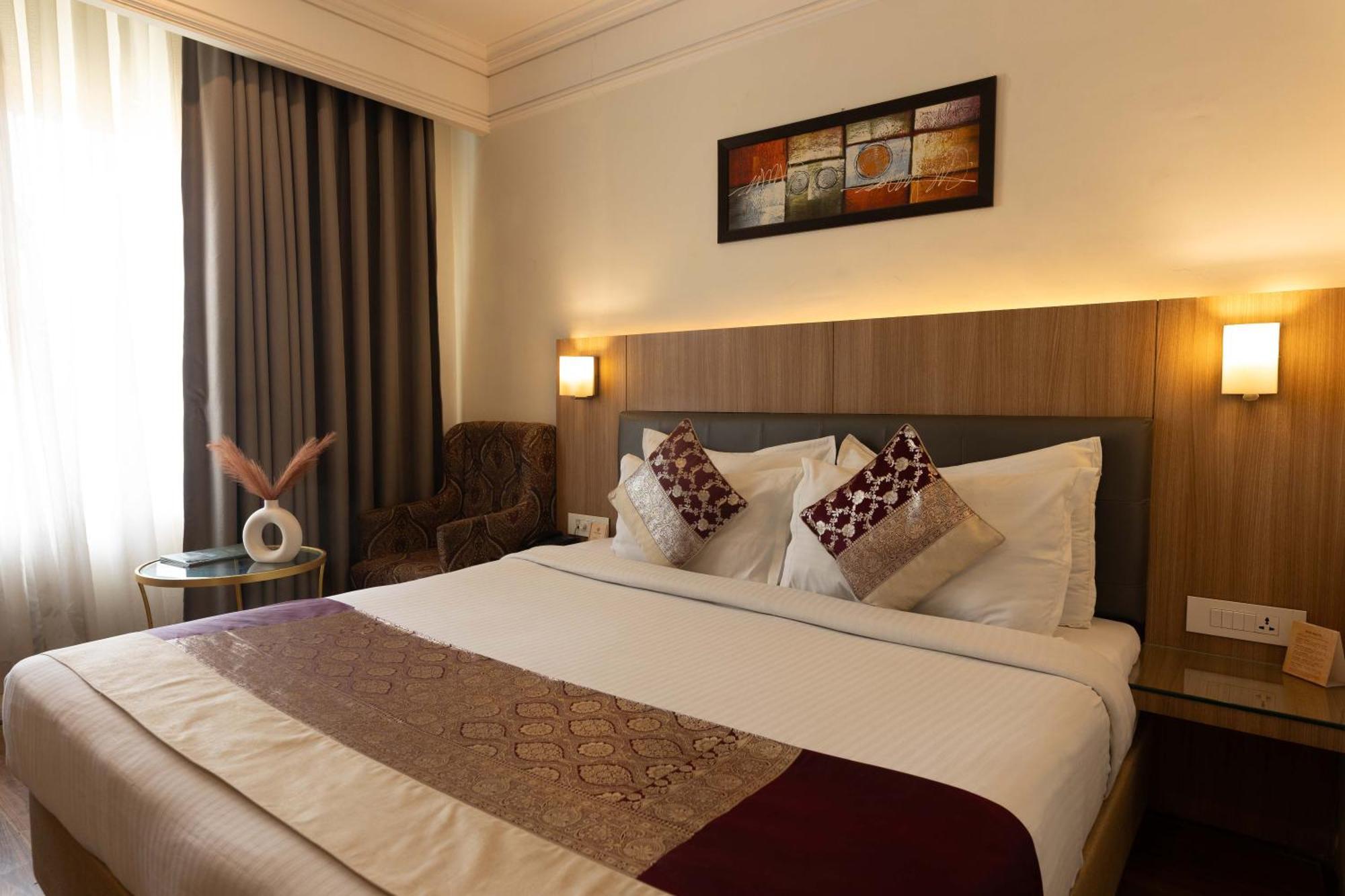 New Hotel Broadway Βαρανάσι Εξωτερικό φωτογραφία