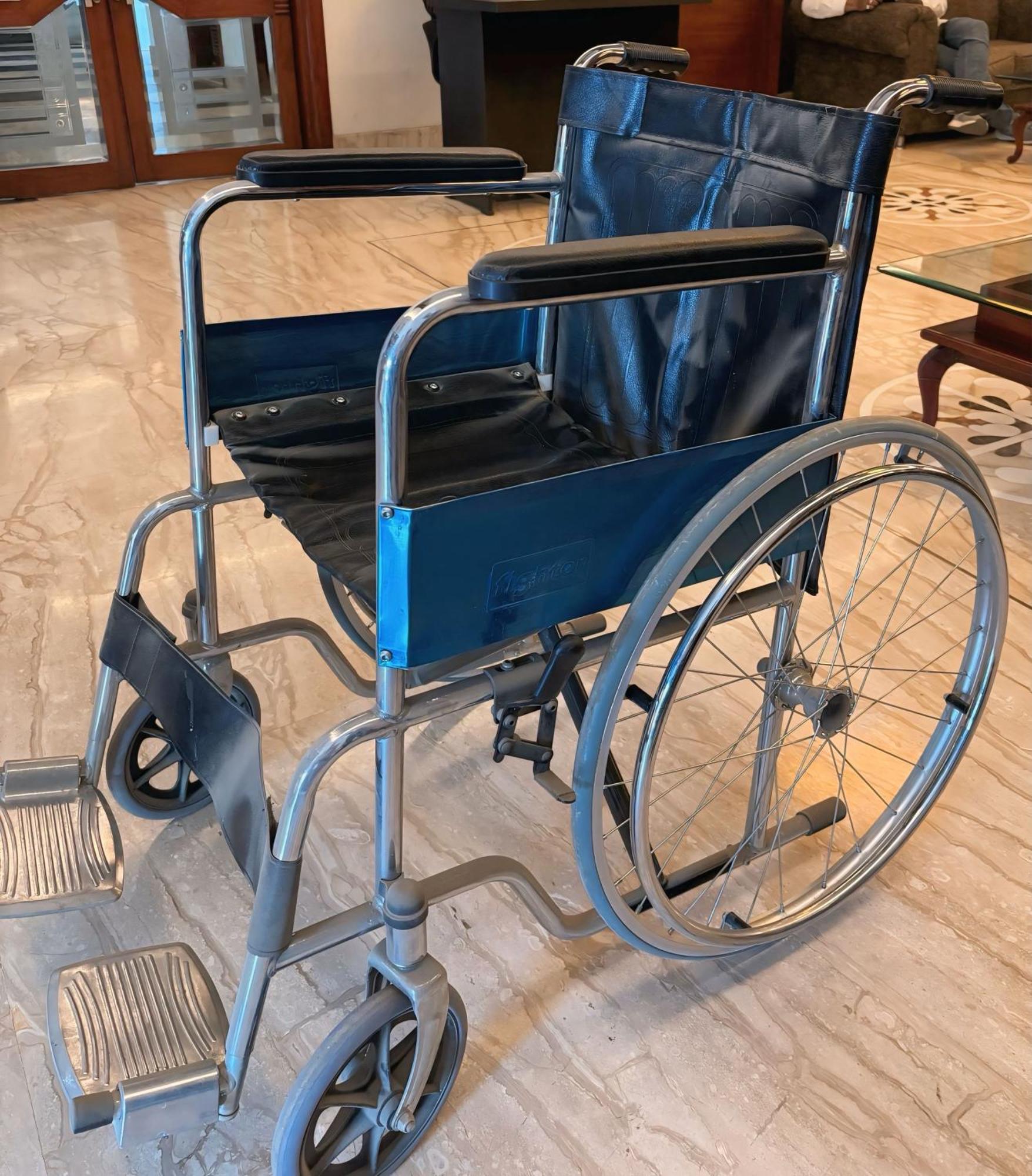 New Hotel Broadway Βαρανάσι Εξωτερικό φωτογραφία